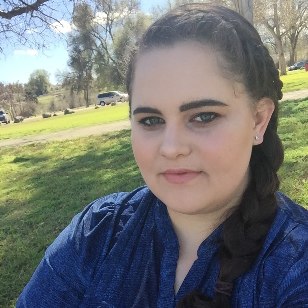 Meet your Posher, Alondra
